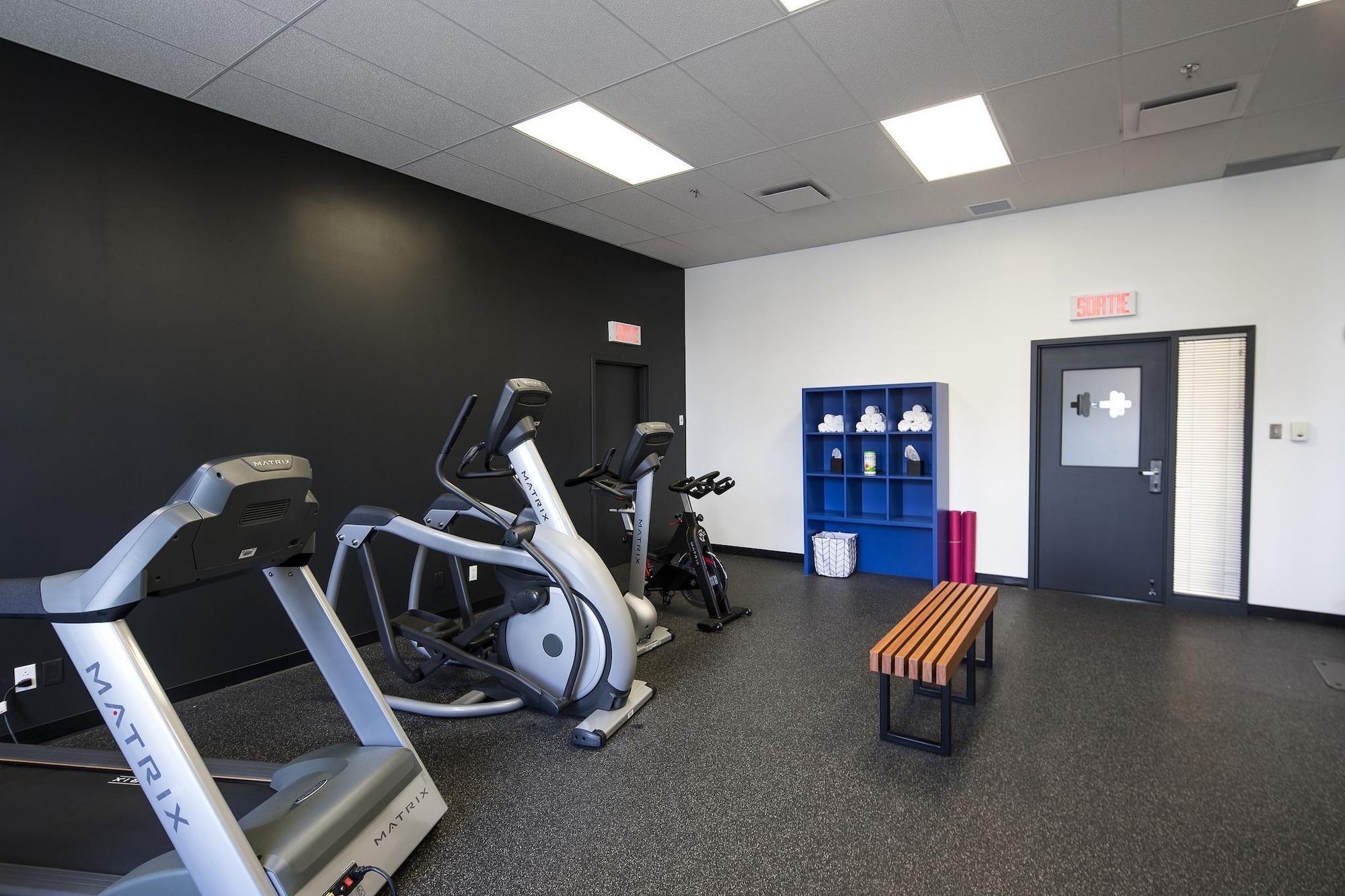 Alt Hotel Saskatoon Bagian luar foto